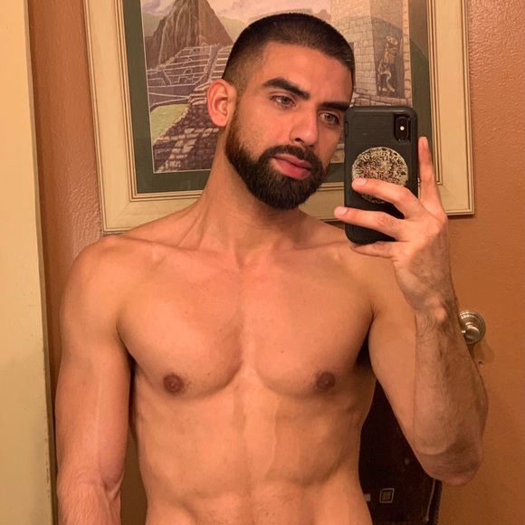 Meet your Posher, Luis - Picture 7 of 10